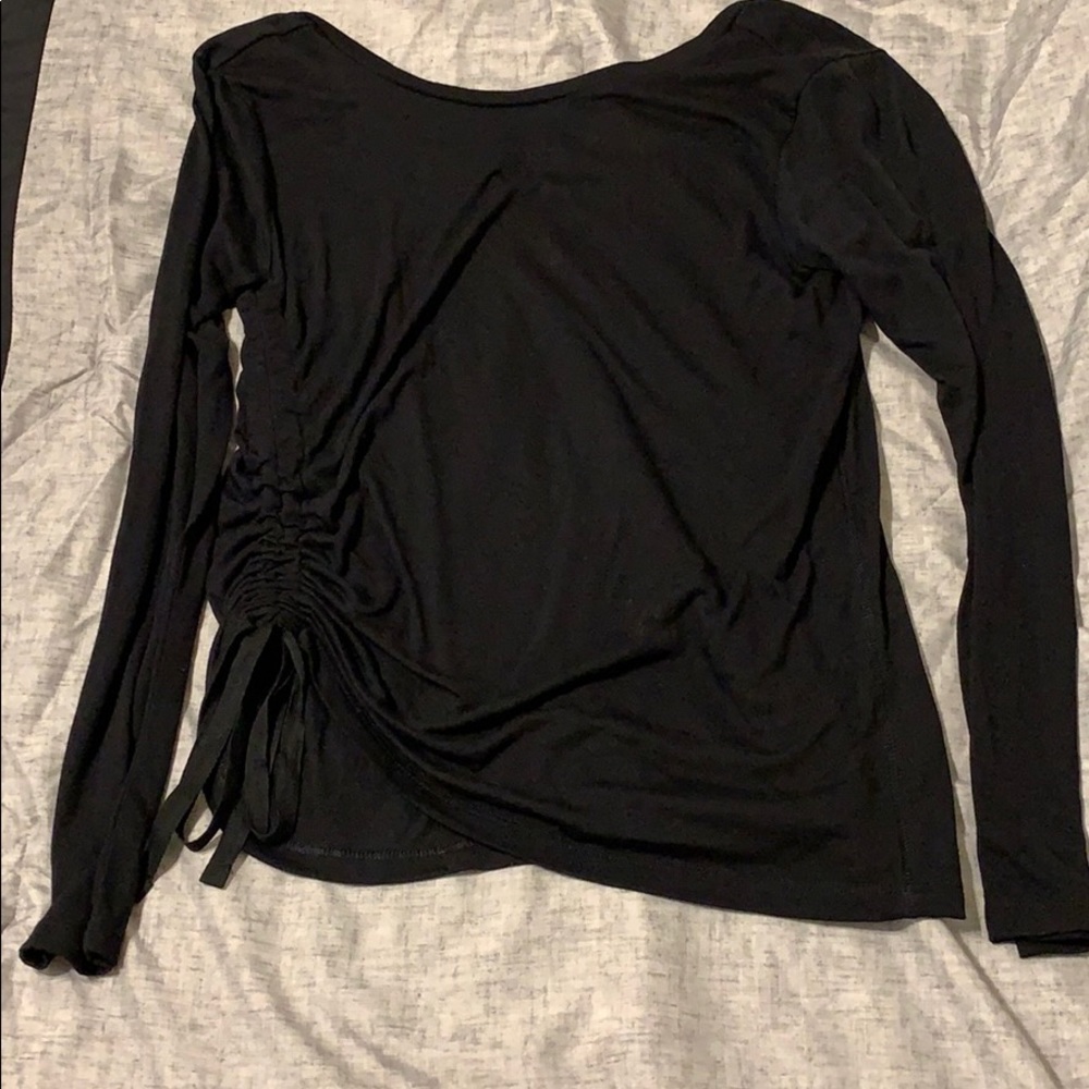 Black crop top active top